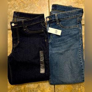 2 Pairs GAP Jeggings - never worn, one is NWT, sz 6/28